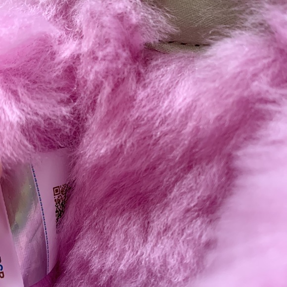 NWB authentic UGG cozy genuine slippers in echinacea pink - Picture 7 of 10